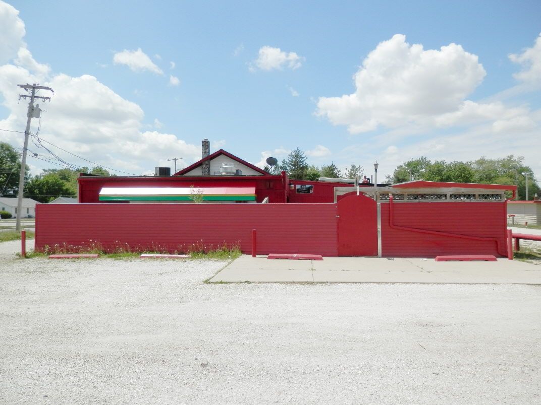 2051 Grand Ave, Galesburg, IL 61401
